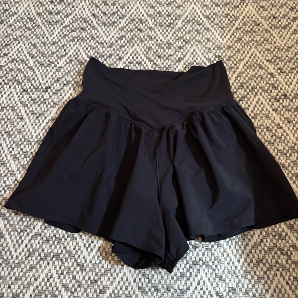 OFFLINE By Aerie Real Me Crossover Flowy Short Small